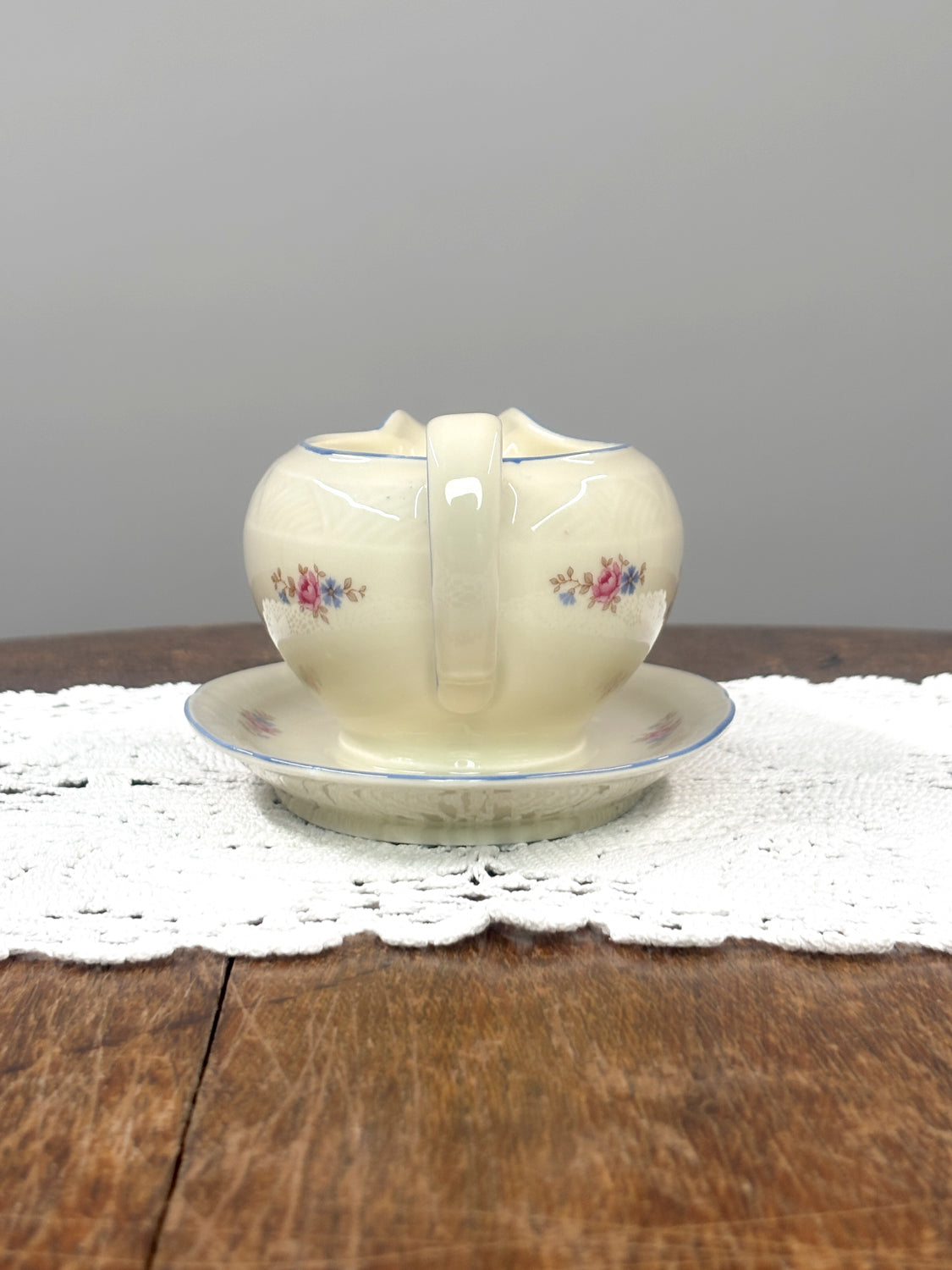 Vintage Gravy boat candle